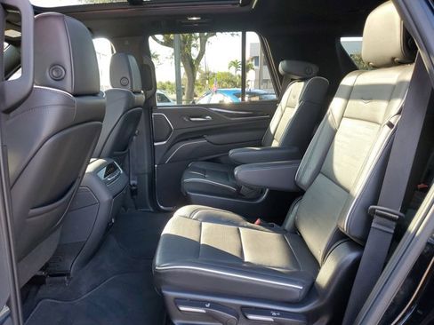 Used 2022 Cadillac Escalade Sport w/ Touring Package image 12