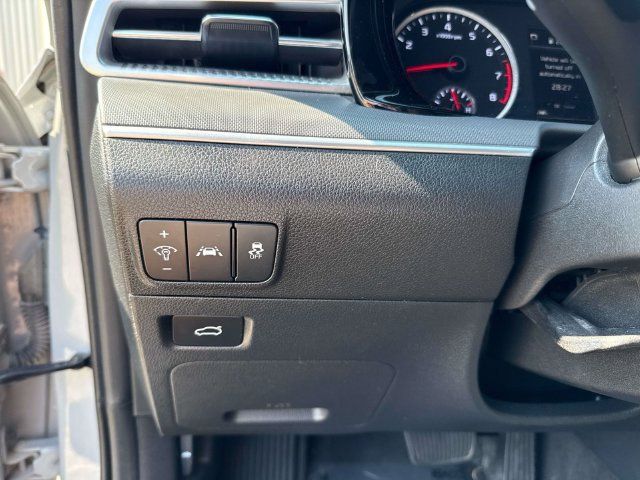 Used 2024 Kia K5 GT-Line w/ GT-Line Premium Package FWD image 31