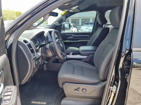 Used 2023 RAM 1500 Big Horn AWD/4WD image 18