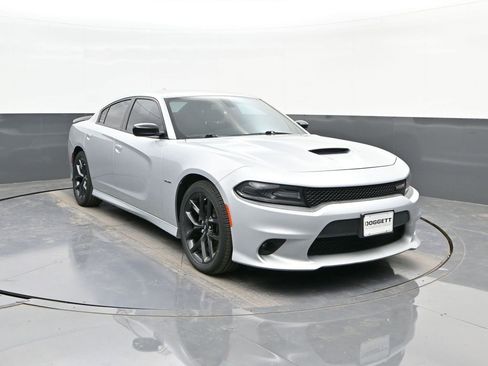 Used 2019 Dodge Charger R/T w/ Blacktop Package image 21