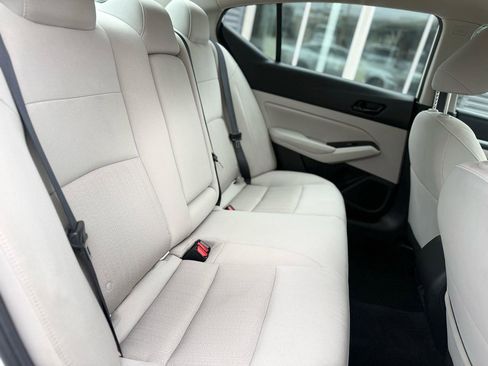 Used 2023 Nissan Altima 2.5 SV image 17