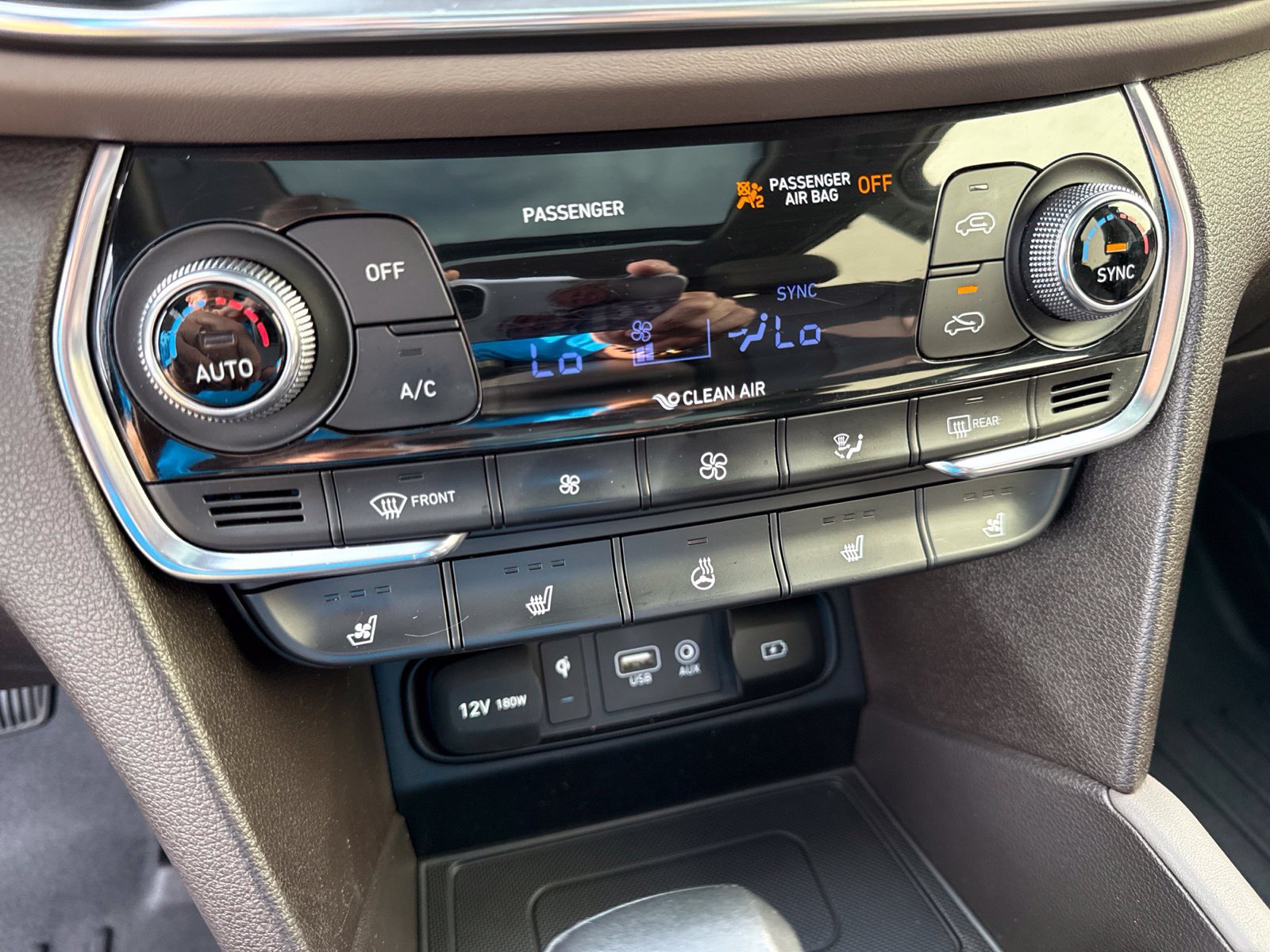Used 2020 Hyundai Santa Fe Limited FWD image 24
