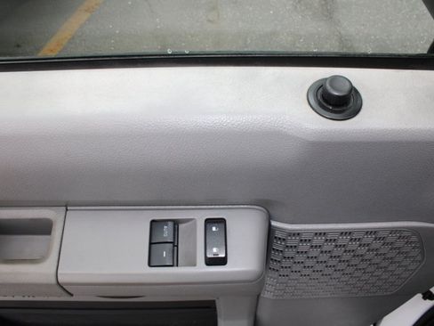 Used 2013 Ford E-150 and Econoline 150 w/ PWR Group image 13