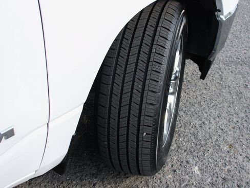 Used 2022 RAM 1500 Big Horn AWD/4WD image 42