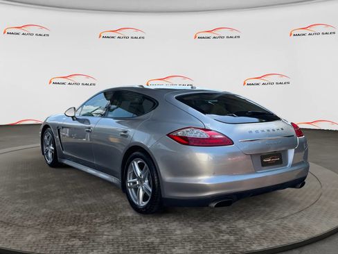 Used 2012 Porsche Panamera 4 image 8