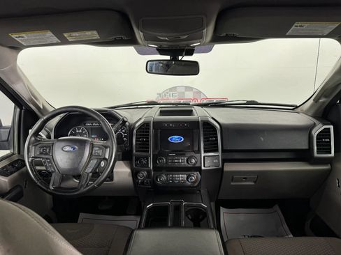Used 2019 Ford F150 XLT w/ Equipment Group 302A Luxury AWD/4WD image 11