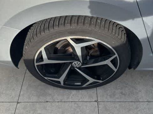 Used 2020 Volkswagen Passat 2.0T R-Line image 5