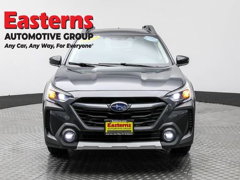 Used 2023 Subaru Outback Limited XT image 2