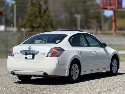 Used 2012 Nissan Altima 2.5 SL w/ 2.5SL Pkg FWD image 9