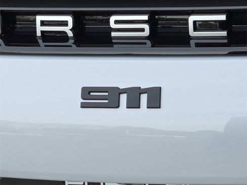 Used 2025 Porsche 911 Carrera image 28