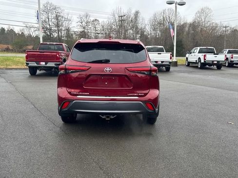 Used 2020 Toyota Highlander Limited image 5