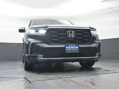Certified 2023 Honda Pilot Elite image 37