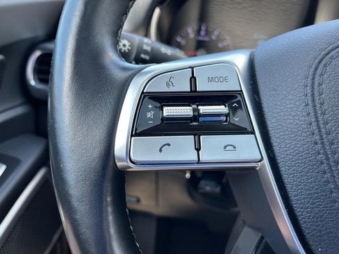 Used 2022 Kia Telluride EX w/ EX Premium Package image 17