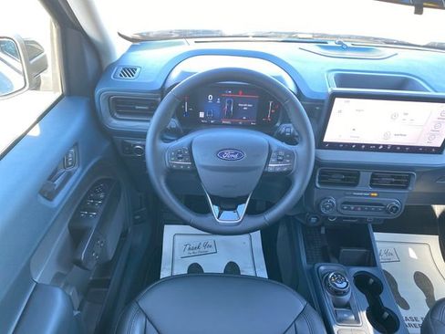 New 2025 Ford Maverick Lariat w/ Black Appearance Package image 21