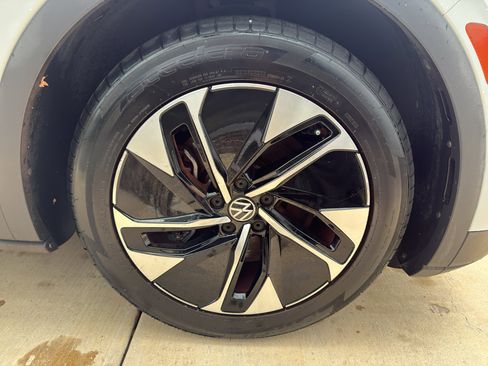 Used 2021 Volkswagen ID.4 Pro S w/ ID.4 Protection Package image 17