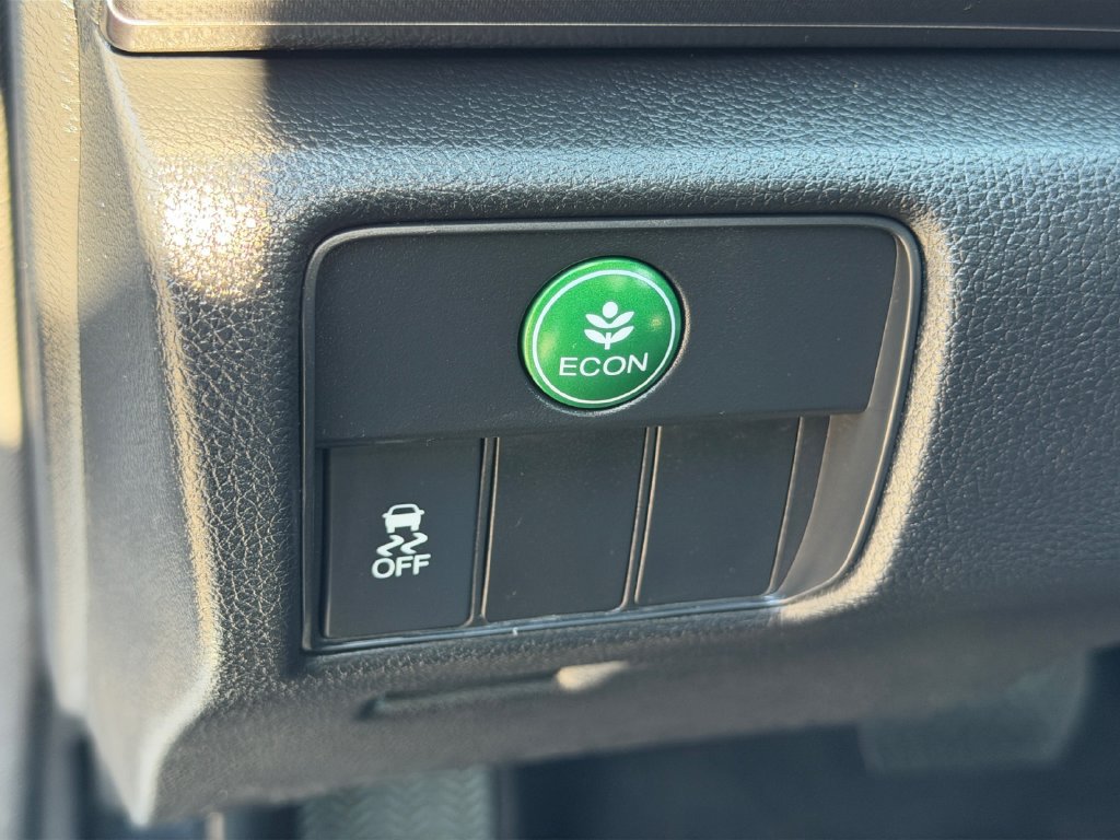 Used 2015 Honda Accord LX image 27