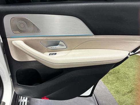 Used 2023 Mercedes-Benz GLE 350 GLE 350 4MATIC Sport Utility 4 w/ Premium Package image 22