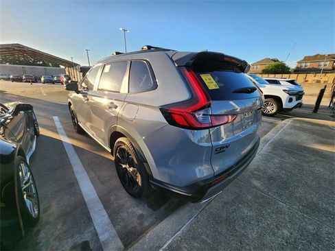 Used 2026 Honda CR-V Sport Touring image 4