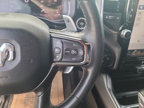 Used 2024 RAM 1500 Laramie AWD/4WD image 33
