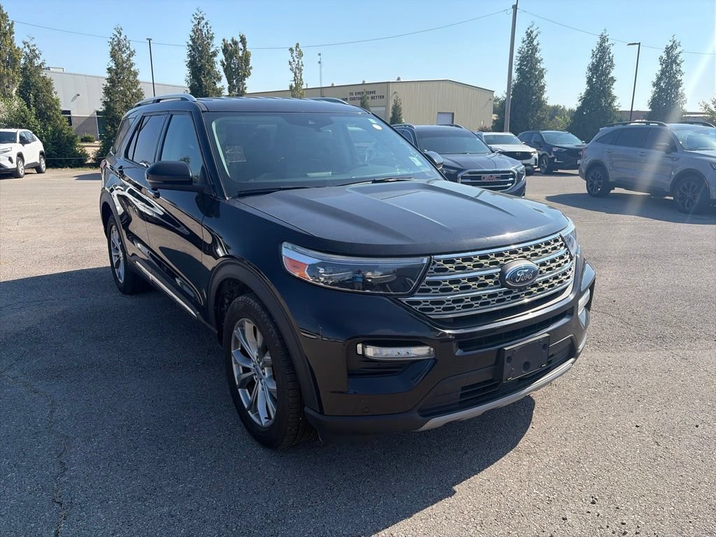 Used 2023 Ford Explorer Limited w/ Equipment Group 301A AWD/4WD image 8