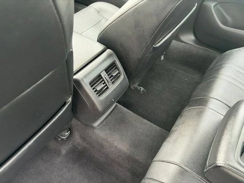 Used 2020 Honda Accord Touring image 30