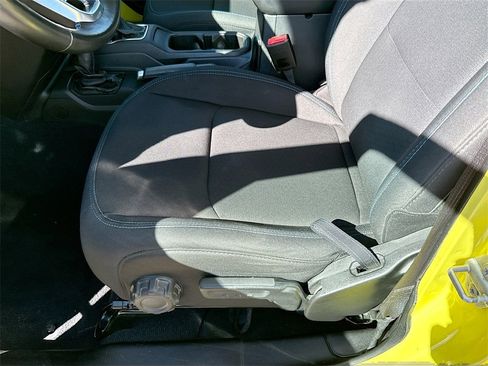 Used 2022 Jeep Wrangler Unlimited Rubicon 4xe image 21