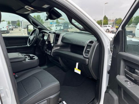New 2026 RAM 2500 Tradesman AWD/4WD image 27