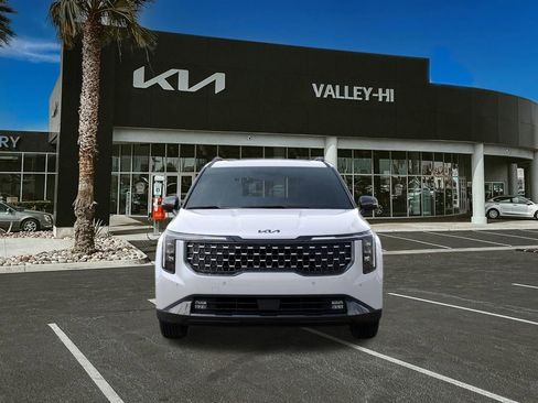 New 2026 Kia Carnival SX image 2