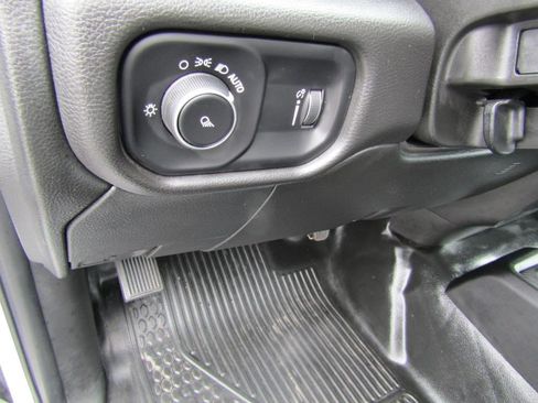 Used 2023 RAM 2500 Tradesman AWD/4WD image 11