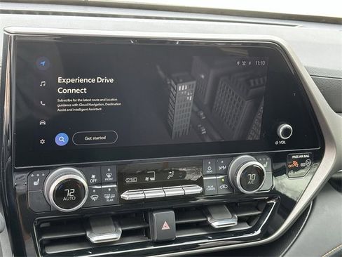 Used 2023 Toyota Highlander Bronze Edition image 13