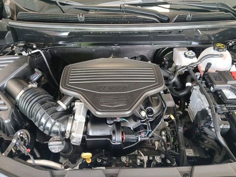 Used 2025 Cadillac XT5 Premium Luxury w/ Technology Package AWD/4WD image 24