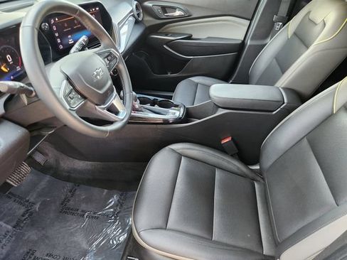 Used 2025 Chevrolet Trax ACTIV w/ Driver Confidence Package FWD image 4