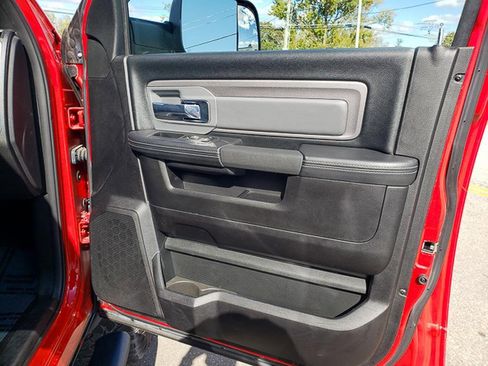 Used 2017 RAM 2500 Power Wagon w/ Leather & Luxury Group image 29