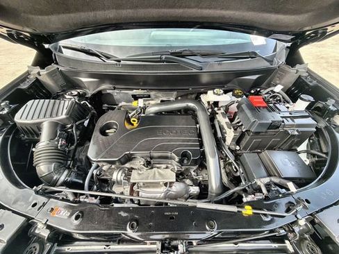 Certified 2026 Chevrolet Equinox LT FWD image 29