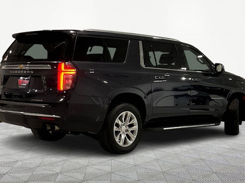 Used 2023 Chevrolet Suburban Premier AWD/4WD image 6