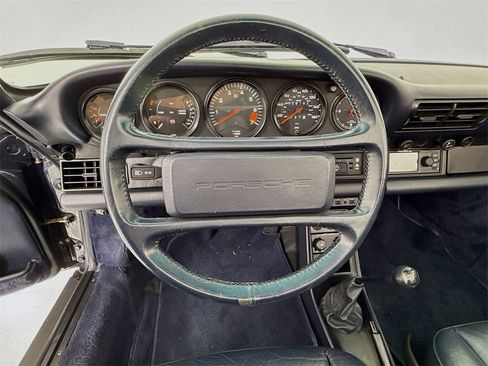 Used 1987 Porsche 911 Carrera image 17