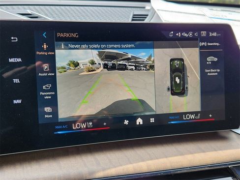 Used 2025 BMW X1 xDrive28i w/ Premium Package image 14