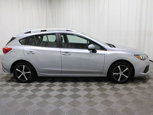 Used 2022 Subaru Impreza Premium image 25