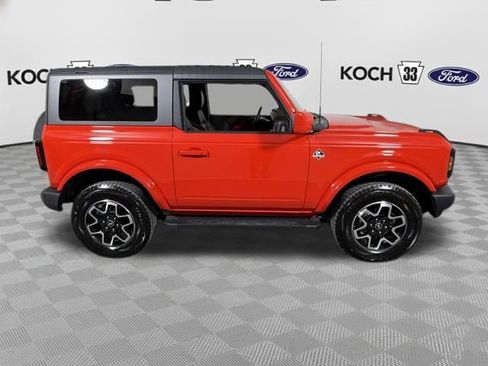 Used 2023 Ford Bronco Outer Banks image 9