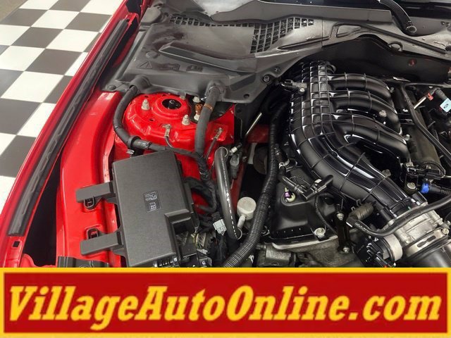 Used 2015 Ford Mustang Convertible RWD image 22