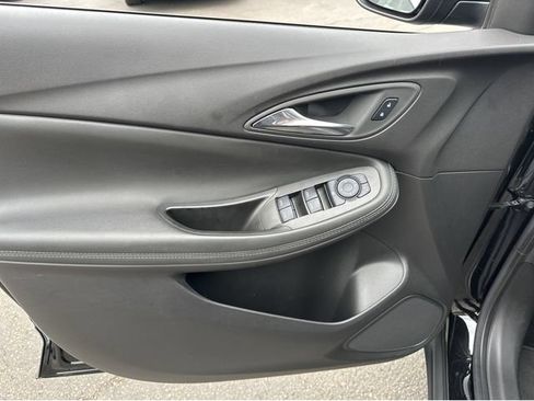 Used 2024 Buick Encore GX Preferred FWD image 8