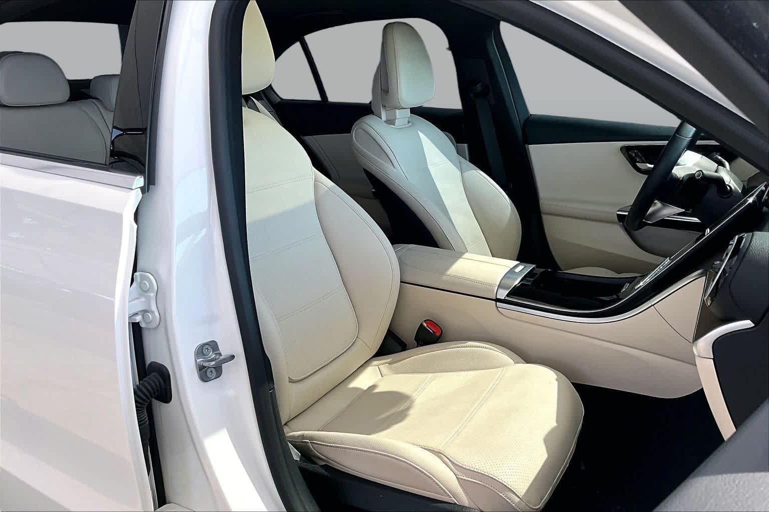 Certified 2024 Mercedes-Benz C 300 Sedan image 9