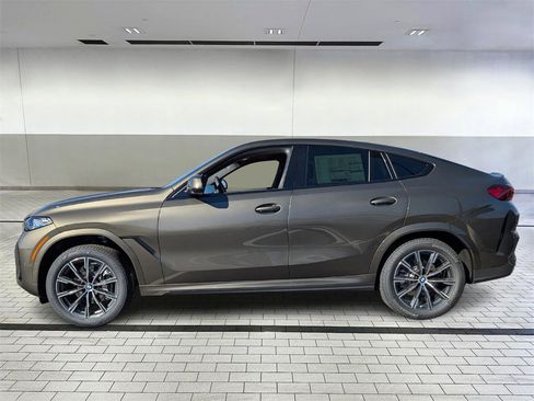 New 2026 BMW X6 xDrive40i w/ Executive Package image 2