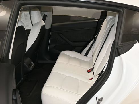 Used 2022 Tesla Model 3 Performance AWD/4WD image 34