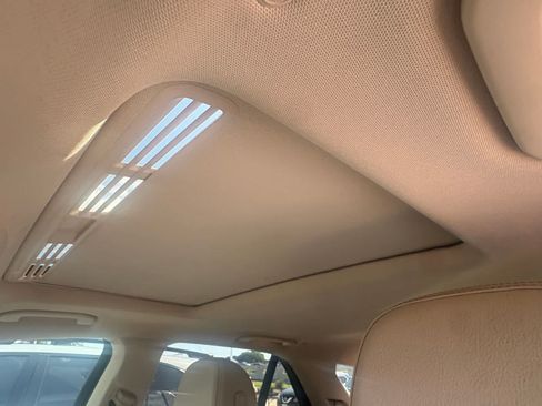 Used 2021 Mercedes-Benz GLE 350 image 9