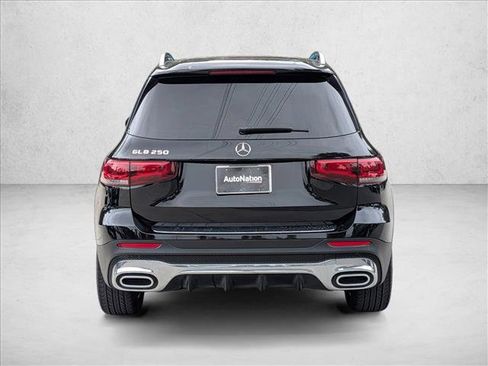 Used 2021 Mercedes-Benz GLB 250 image 6