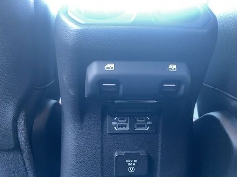 Used 2023 Jeep Wrangler Unlimited Rubicon w/ Steel Bumper Group AWD/4WD image 7