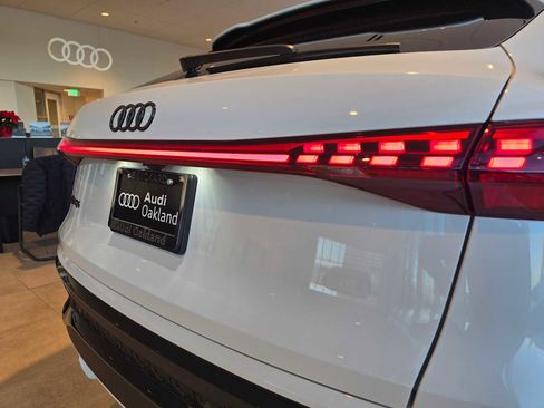 New 2025 Audi SQ5 Premium Plus image 13