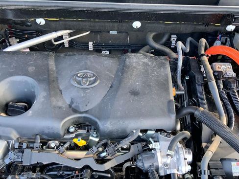 Used 2024 Toyota RAV4 Limited w/ Advanced Technology Package AWD/4WD image 32