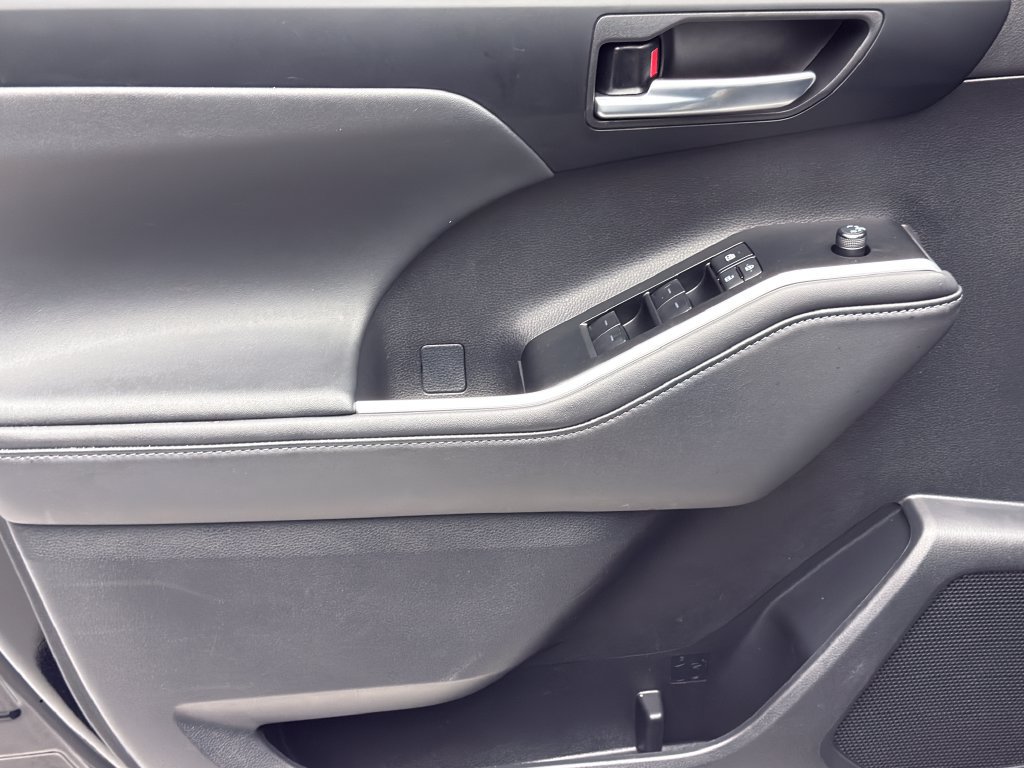 Certified 2026 Toyota Highlander XLE AWD/4WD image 19